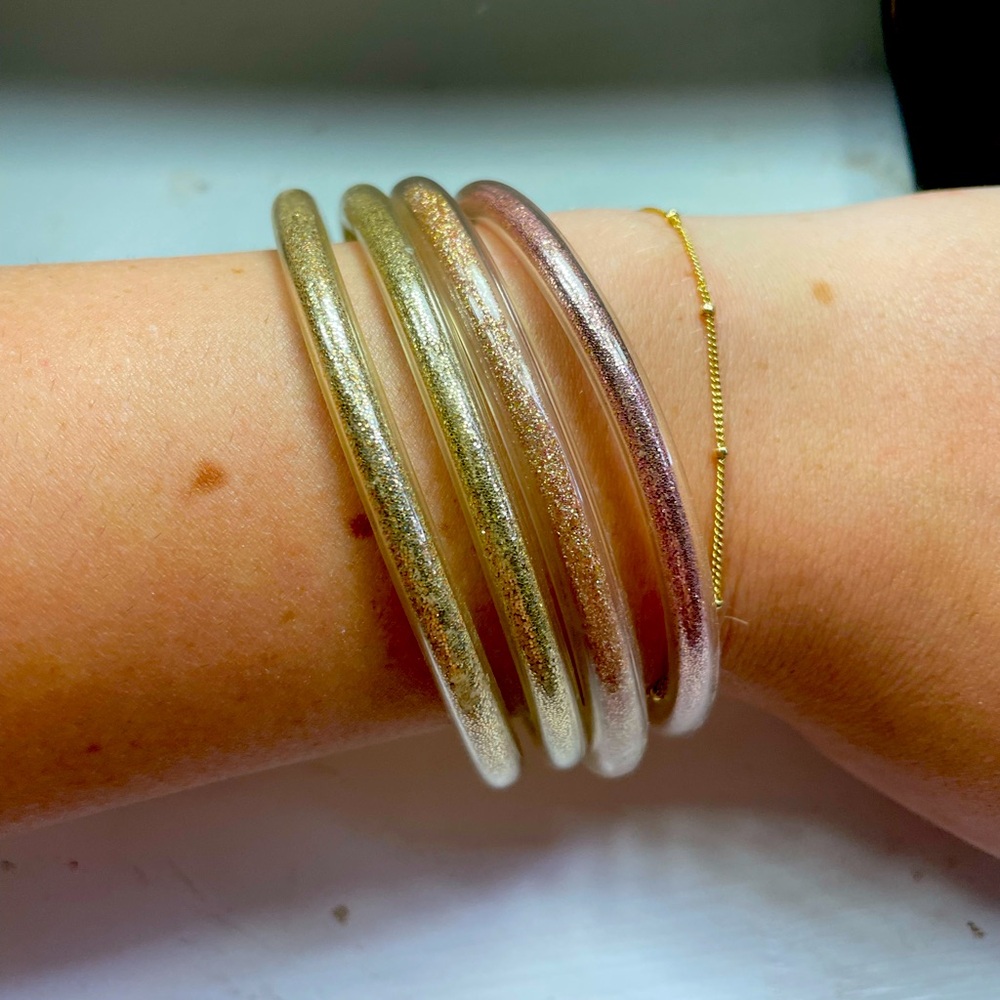 Set of 5 bangle bracelets